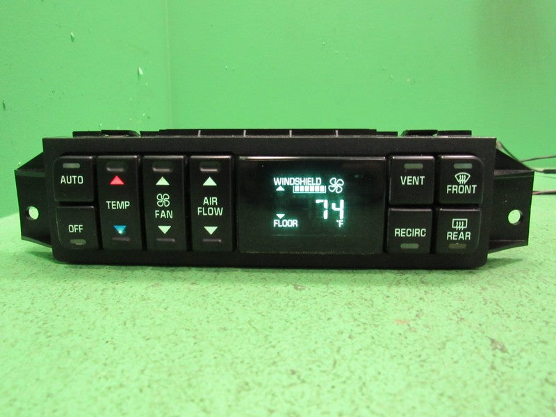 16202304 97-05 BUICK PARK AVE AC DIGITAL CLIMATE TEMPERATURE CONTROL R