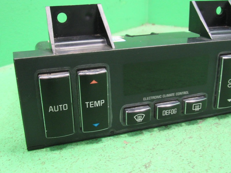 16196506 CADILLAC FLEETWOOD AC DIGITAL CLIMATE TEMPERATURE CONTROL REB