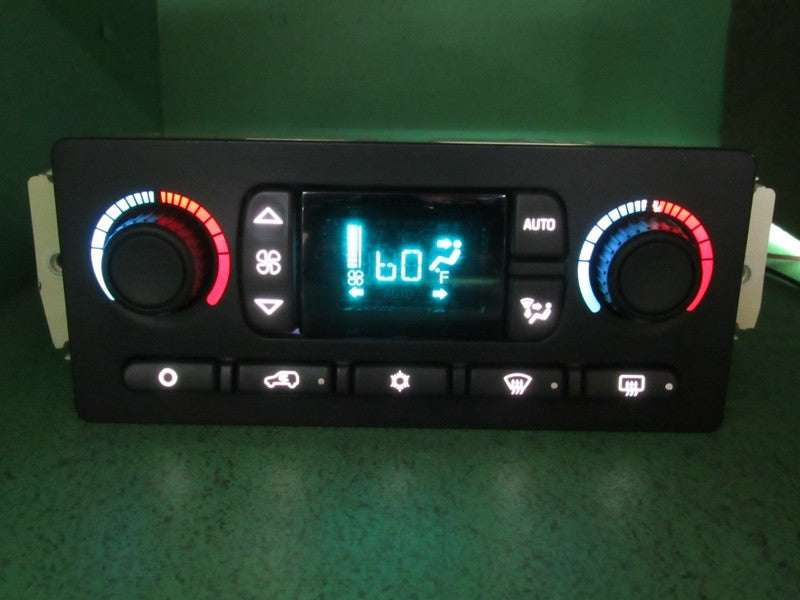 15201969 TAHOE ESCALADE SILVERADO AC DIGITAL CLIMATE TEMP CONTROL LED 