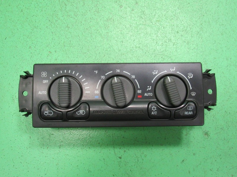 15758149 00-02 TAHOE SILVERADO YUKON A/C AUTO CLIMATE TEMP CONTROL REB
