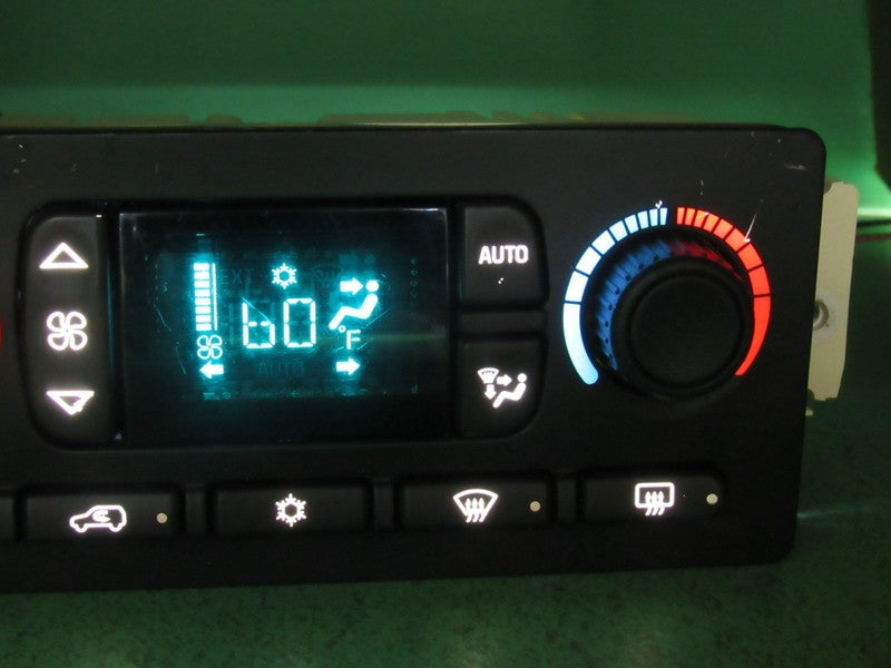 15107730 TAHOE ESCALADE SILVERADO AC DIGITAL CLIMATE TEMP CONTROL LED 
