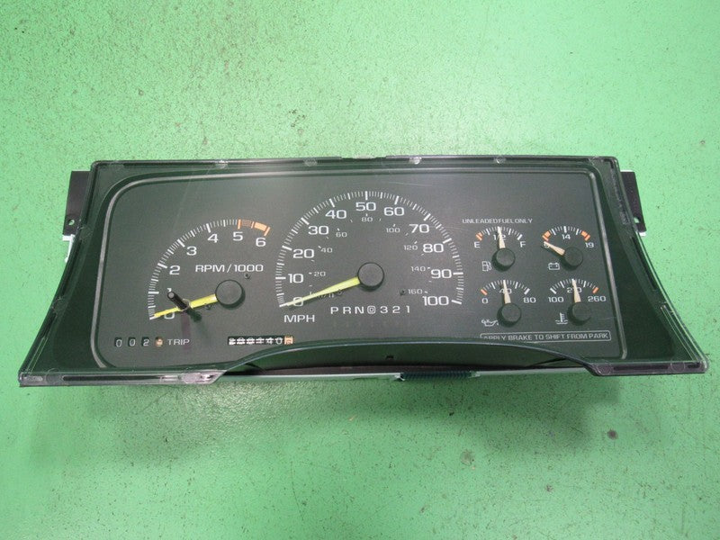 95-96 C/K TRUCK SUBURBAN INSTRUMENT GAUGE CLUSTER SPEEDO TACH 200K REB
