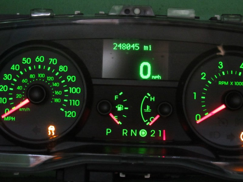 09-11 CROWN VICTORIA P71 INSTRUMENT GAUGE CLUSTER SPEEDO TACH MILEAGE 