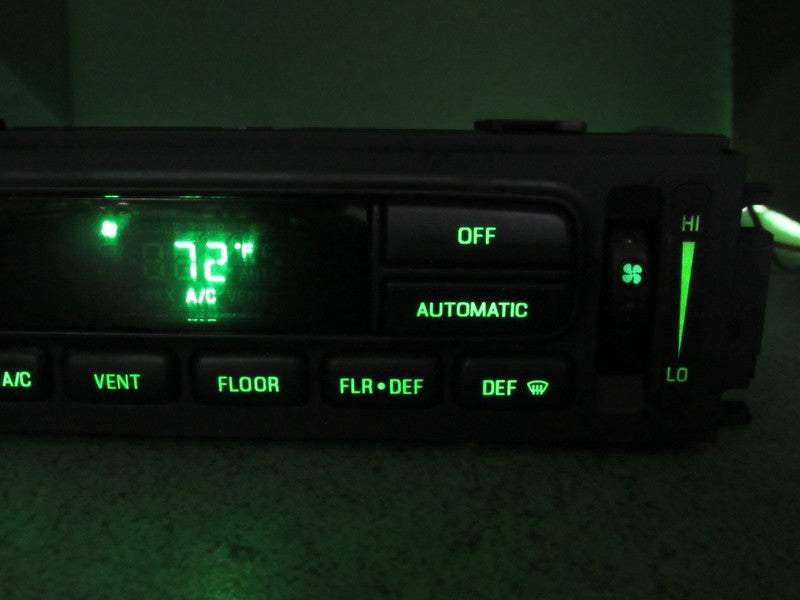 03-11 CROWN VIC EATC AUTOMATIC CLIMATE HEATER CONTROL 3W7H-19C933-AB R