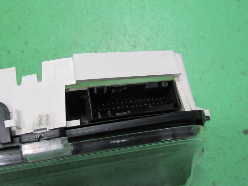 09-11 CROWN VICTORIA P71 INSTRUMENT GAUGE CLUSTER SPEEDO TACH MILEAGE 