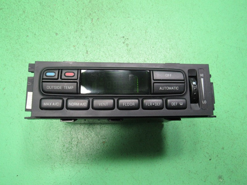 03-11 CROWN VIC EATC AUTOMATIC CLIMATE HEATER CONTROL 3W7H-19C933-AB R