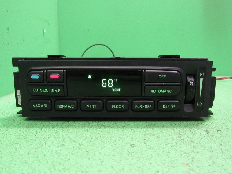03-11 CROWN VIC EATC AUTOMATIC CLIMATE HEATER CONTROL 3W7H-19C933-AB R