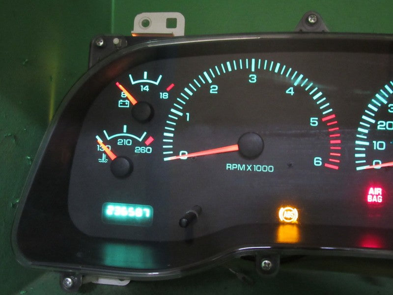 00-01 DODGE RAM GAS INSTRUMENT GAUGE CLUSTER SPEEDOMETER TACH 236K TES