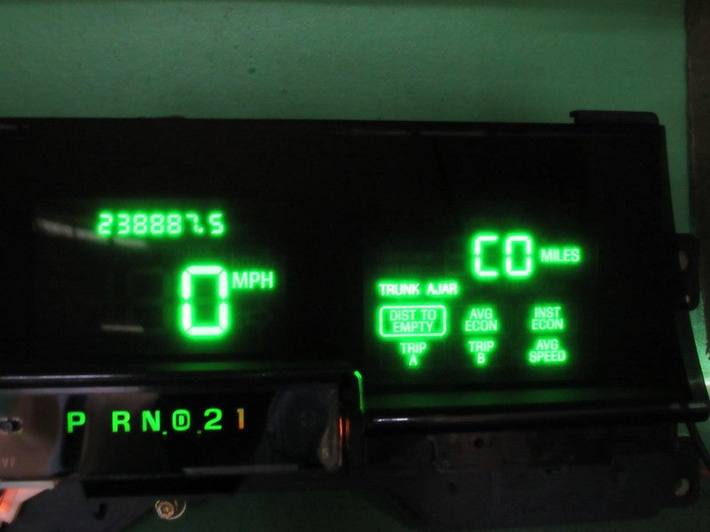 98-99 CROWN VIC GRAND MARQUIS DIGITAL INSTRUMENT GAUGE CLUSTER SPEEDO 
