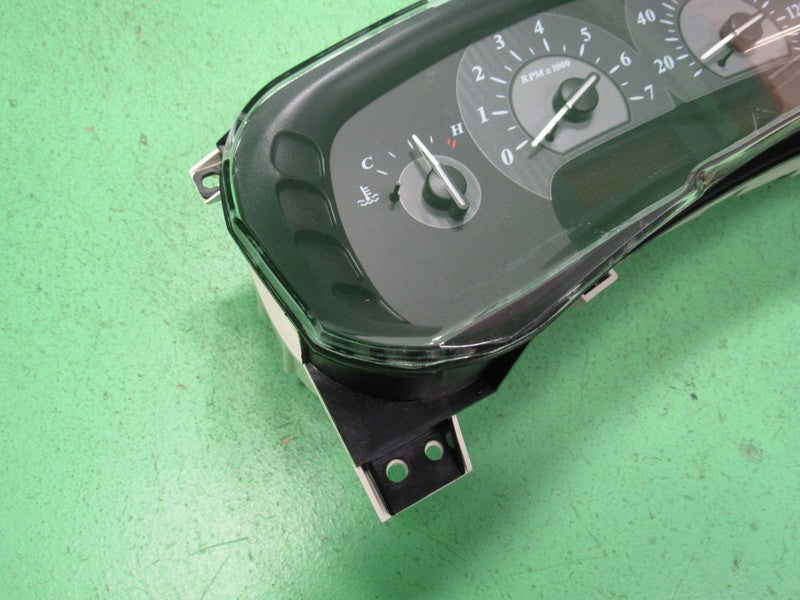 25744409 04-05 BUICK PARK AVENUE GAUGE CLUSTER INSTRUMENT SPEEDOMETER 