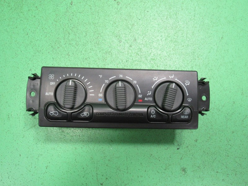 15060162 00-02 TAHOE SILVERADO YUKON A/C AUTO CLIMATE TEMP CONTROL REB