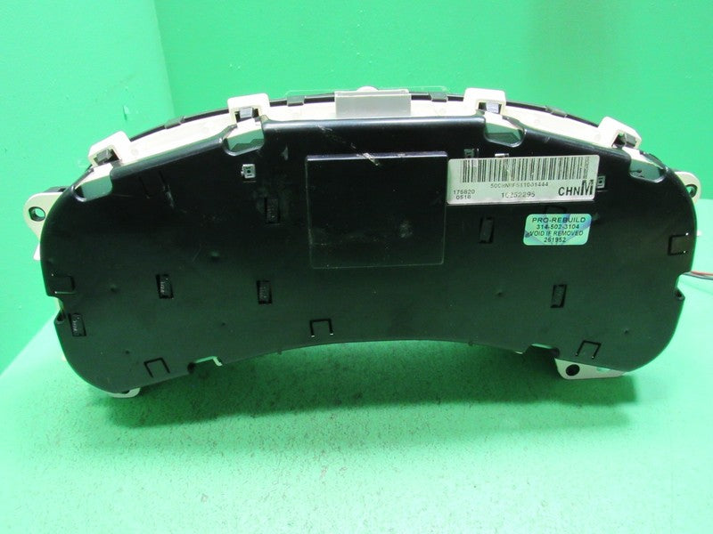 01-02 YUKON SIERRA DENALI INSTRUMENT GAUGE CLUSTER SPEEDO TACH MILEAGE