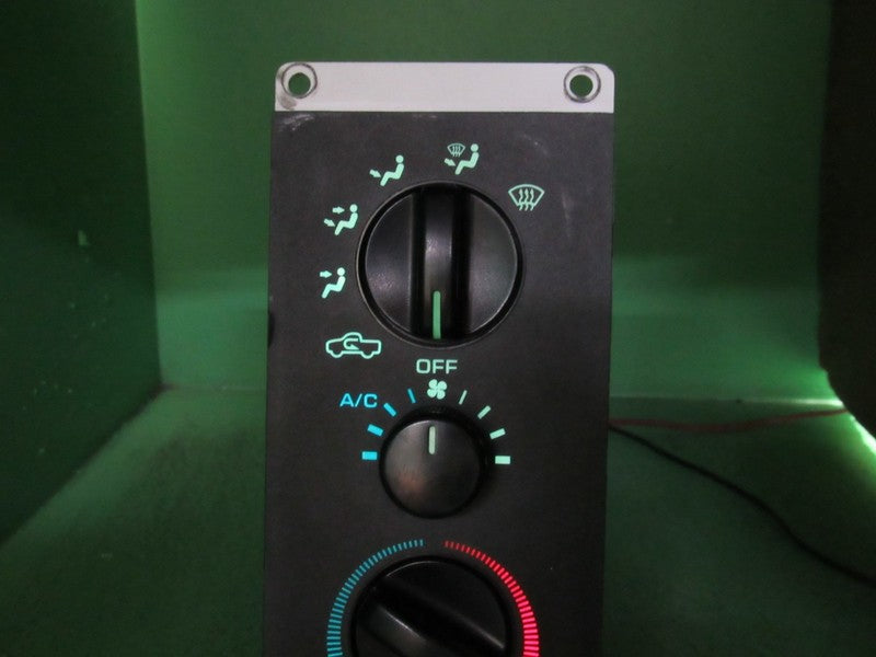 55055482 94-97 DODGE RAM A/C AC HEATER MANUAL CLIMATE TEMP CONTROL REB