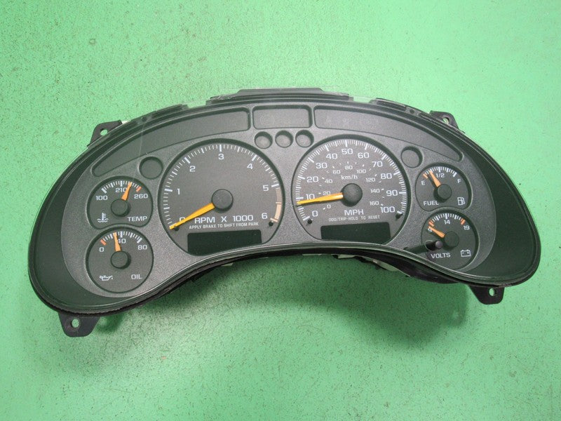 00 S-10 SONOMA HOMBRE AT INSTRUMENT GAUGE CLUSTER SPEEDO TACH MILEAGE 