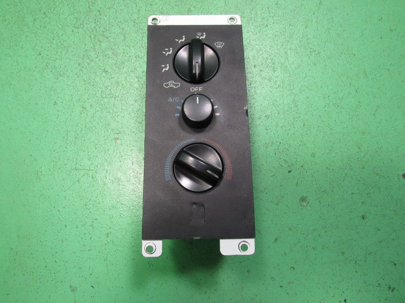 55035597 94-97 DODGE RAM A/C AC HEATER MANUAL CLIMATE TEMP CONTROL REB