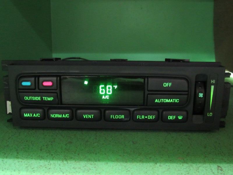 03-11 CROWN VIC EATC AUTOMATIC CLIMATE HEATER CONTROL 3W7H-19C933-AB R