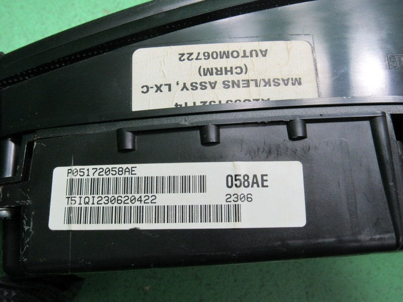 07 CHRYSLER 300C 160MPH INSTRUMENT GAUGE CLUSTER SPEEDO TACH MILEAGE P