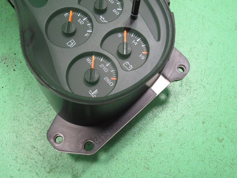 03-04 SILVERADO SIERRA TAHOE INSTRUMENT GAUGE CLUSTER MILEAGE PROG REB