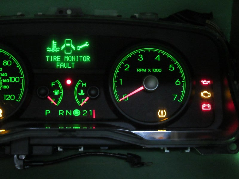 09-11 LINCOLN TOWN CAR INSTRUMENT GAUGE CLUSTER SPEEDO TACH MILEAGE PR