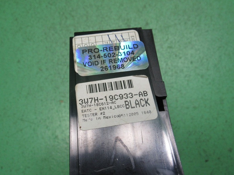 03-11 CROWN VIC EATC AUTOMATIC CLIMATE HEATER CONTROL 3W7H-19C933-AB R