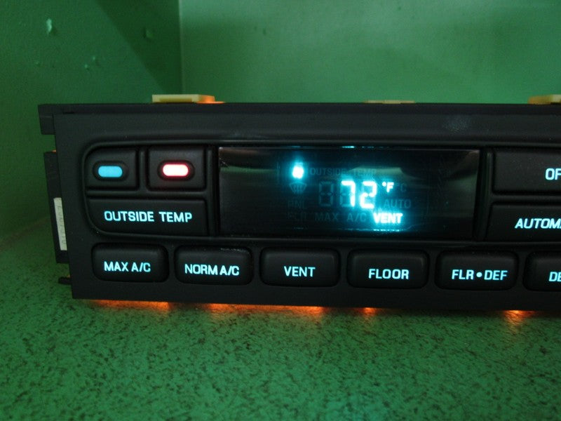 96-97 TOWN CAR EATC AUTOMATIC CLIMATE HEATER CONTROL F7VH-19C933-AA RE