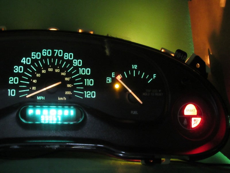 03-05 BUICK CENTURY INSTRUMENT GAUGE CLUSTER GAUGES SPEEDO TACH MILEAG