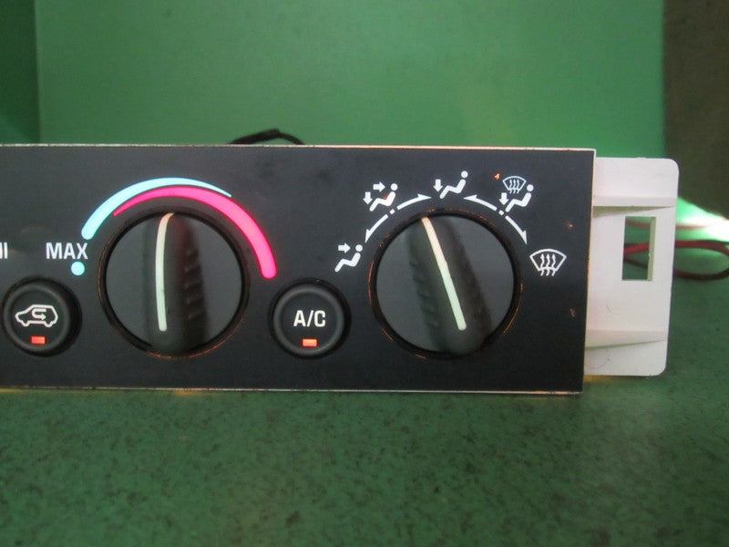 96-00 C/K TAHOE YUKON SUBURBAN AC HEATER CLIMATE TEMPERATURE CONTROL R