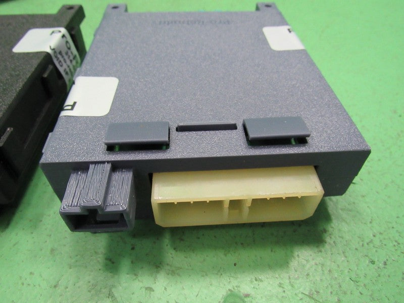 12473998 SILVERADO YUKON TAHOE SIERRA POWER SEAT CONTROL MEMORY MODULE