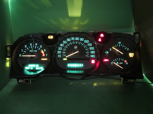 00-01 BUICK LESABRE INSTRUMENT GAUGE CLUSTER GAUGES SPEEDO TACH MILEAG