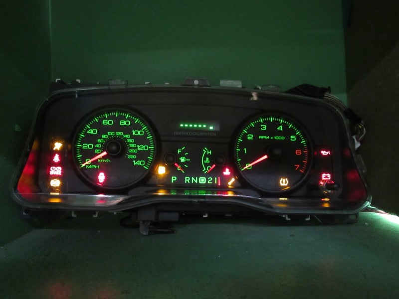 08 CROWN VICTORIA P71 INSTRUMENT GAUGE CLUSTER SPEEDO TACH MILEAGE PRO