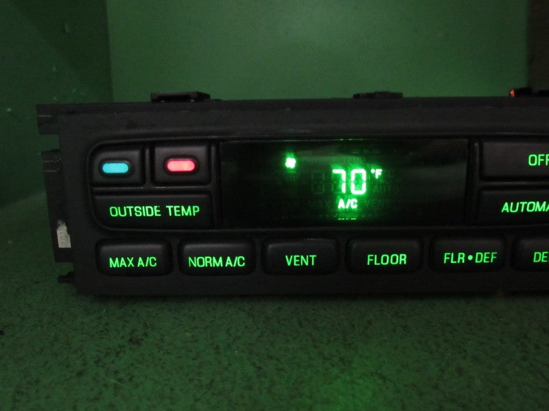 03-11 CROWN VIC EATC AUTOMATIC CLIMATE HEATER CONTROL 6W7H-19C933-AA R