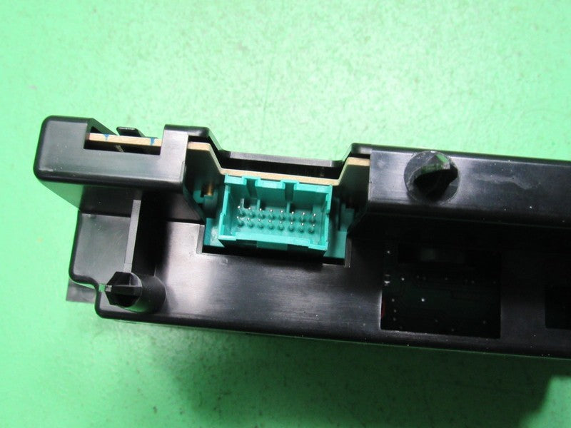 16202304 97-05 BUICK PARK AVE AC DIGITAL CLIMATE TEMPERATURE CONTROL R