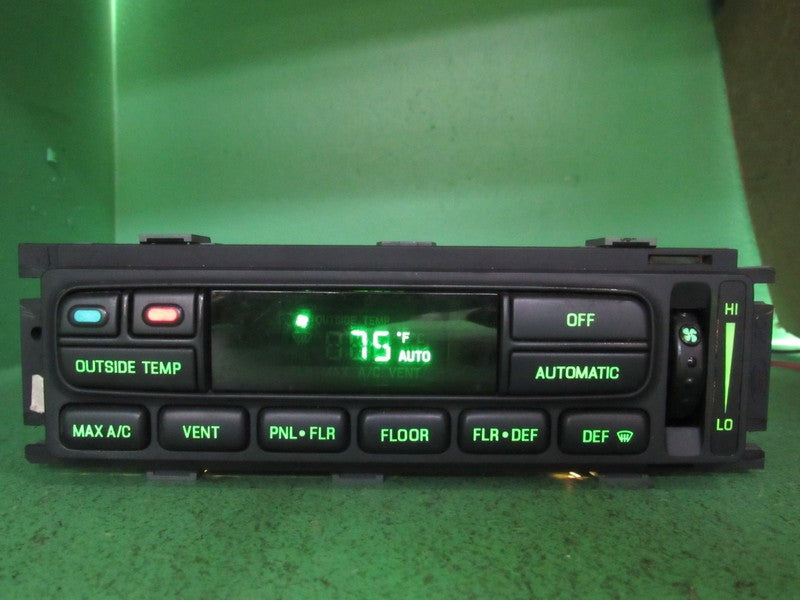 99-02 EXPEDITION NAVIGATOR AUTO CLIMATE HEATER CONTROL XL7H-19C933-AC 