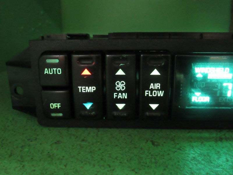 16202304 97-05 BUICK PARK AVE AC DIGITAL CLIMATE TEMPERATURE CONTROL R