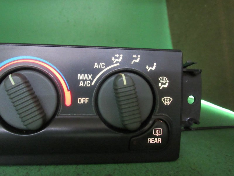 15098966 99-05 S10 BLAZER ENVOY C60 A/C MANUAL CLIMATE TEMP CONTROL RE