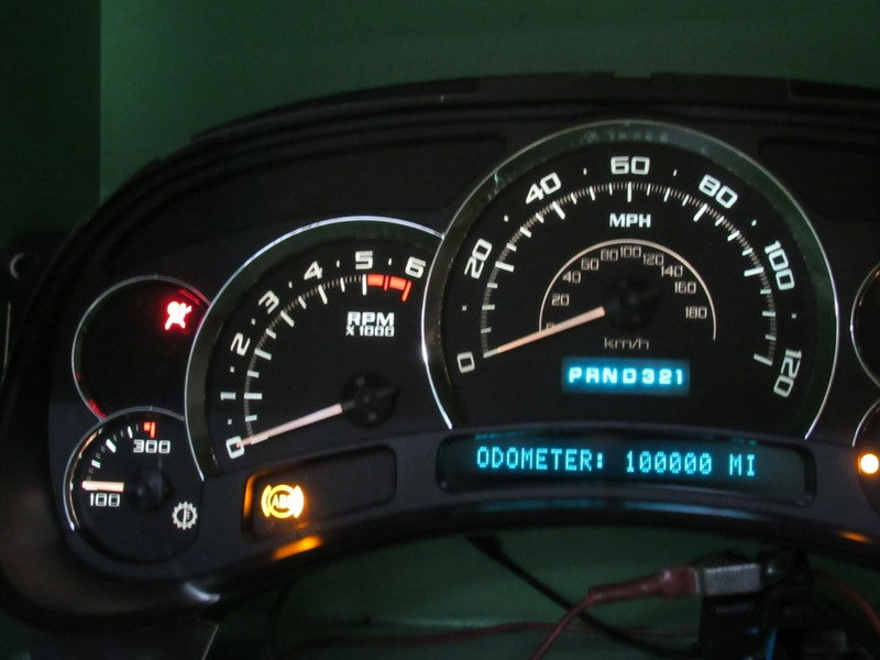 03-04 CADILLAC ESCALADE INSTRUMENT GAUGE CLUSTER SPEEDO MILEAGE PROG R