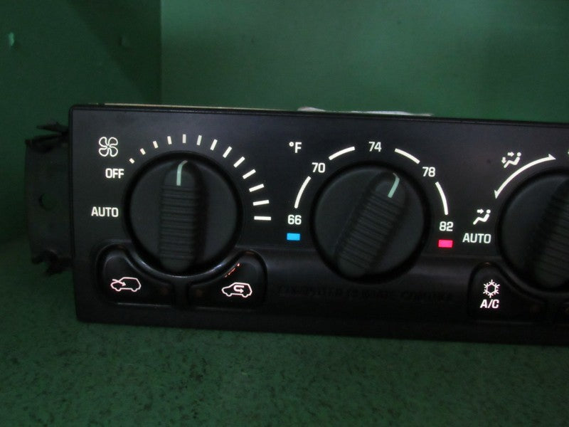 15060162 00-02 TAHOE SILVERADO YUKON A/C AUTO CLIMATE TEMP CONTROL REB