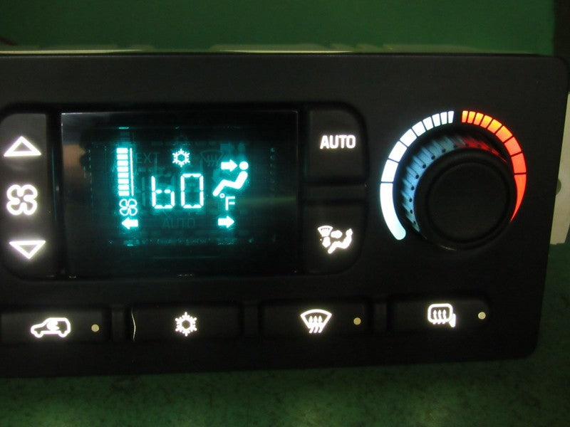 15222482 TAHOE ESCALADE SILVERADO AC DIGITAL CLIMATE TEMP CONTROL LED 