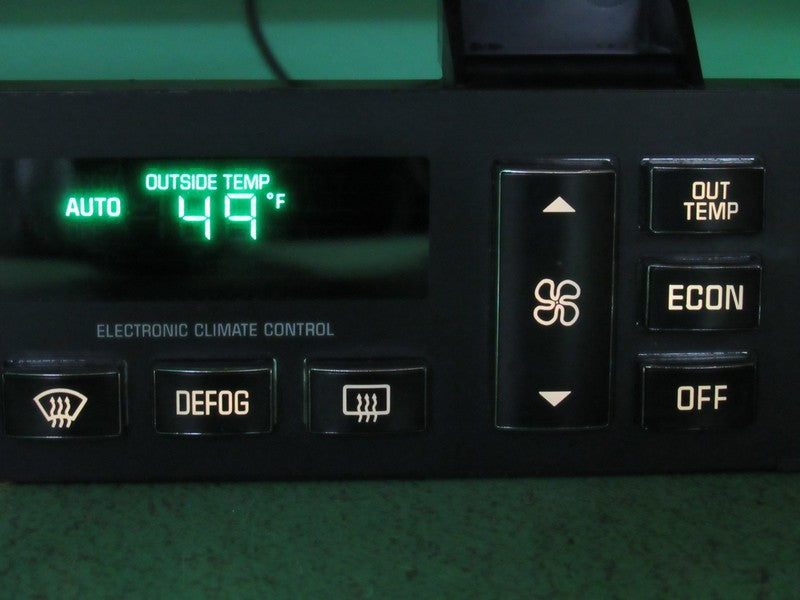 16189196 CADILLAC FLEETWOOD AC DIGITAL CLIMATE TEMPERATURE CONTROL REB