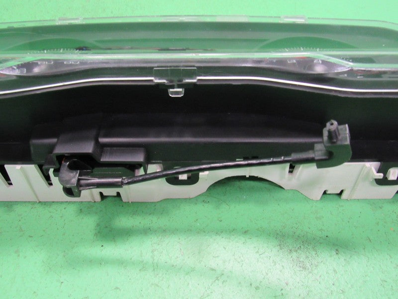 09-11 CROWN VICTORIA P71 INSTRUMENT GAUGE CLUSTER SPEEDO TACH MILEAGE 