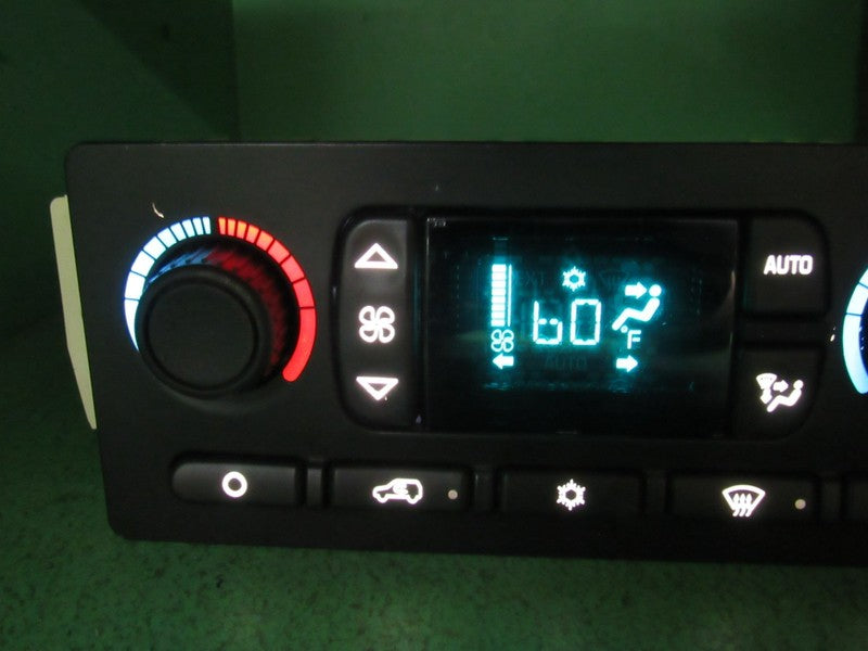15107730 TAHOE ESCALADE SILVERADO AC DIGITAL CLIMATE TEMP CONTROL LED 