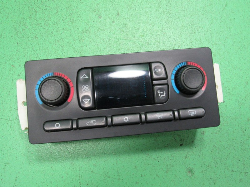 10367042 TAHOE ESCALADE SILVERADO AC DIGITAL CLIMATE TEMP CONTROL LED 