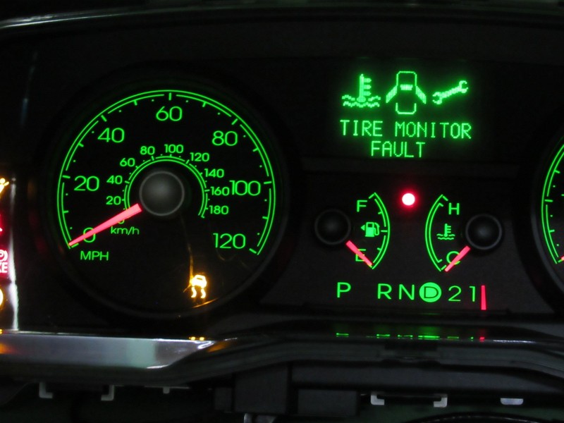 09-11 LINCOLN TOWN CAR INSTRUMENT GAUGE CLUSTER SPEEDO TACH MILEAGE PR