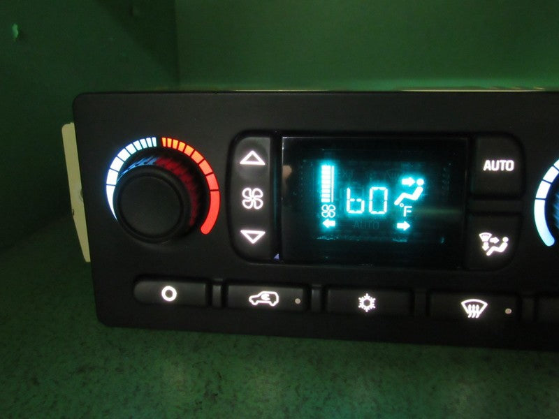 15201969 TAHOE ESCALADE SILVERADO AC DIGITAL CLIMATE TEMP CONTROL LED 