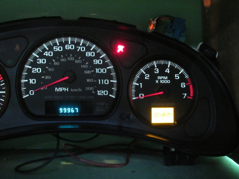 00-05 IMPALA MONTE CARLO INSTRUMENT GAUGE CLUSTER SPEEDO TACH MILEAGE 