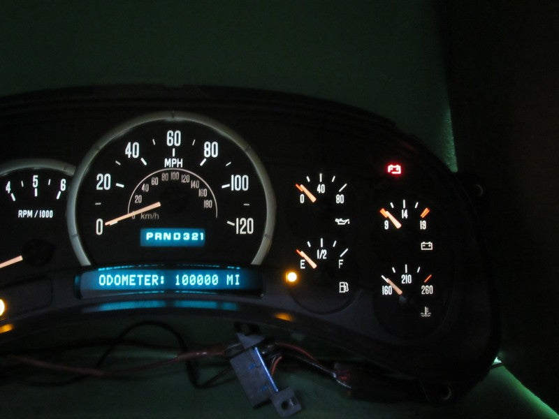 03-04 CADILLAC ESCALADE INSTRUMENT GAUGE CLUSTER SPEEDO MILEAGE PROG R