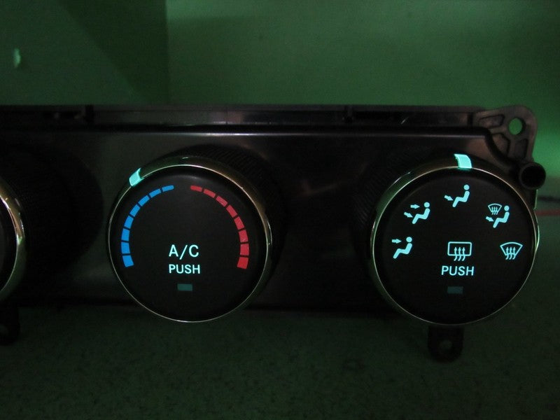 55111952AE 09-10 DODGE CHALLENGER HEATER A/C CLIMATE TEMP CONTROL REBU