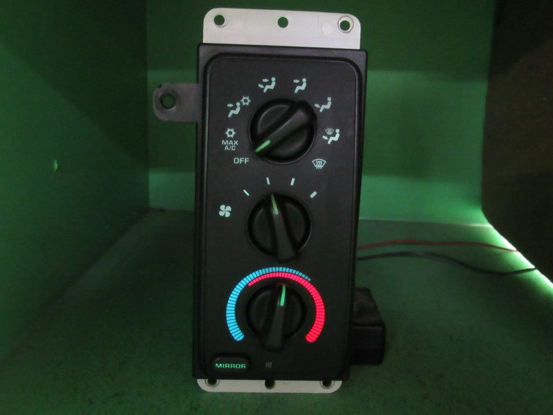 55056702AC 99-02 DODGE RAM A/C AC HEATER MANUAL CLIMATE TEMP CONTROL R