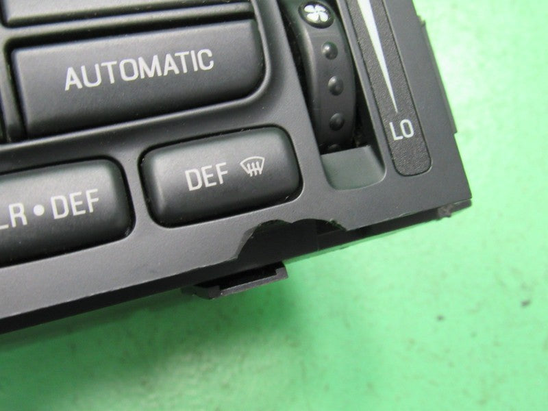 03-11 CROWN VIC EATC AUTOMATIC CLIMATE HEATER CONTROL 6W7H-19C933-AA R