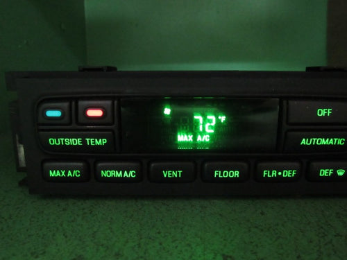 01-02 CROWN VIC EATC AUTOMATIC CLIMATE HEATER CONTROL 1W7H-19C933-AA R